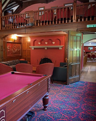 400x500 Eskdale pool room