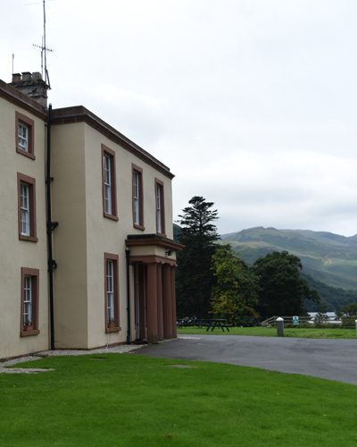 400x500-ullswater-centre-entrance