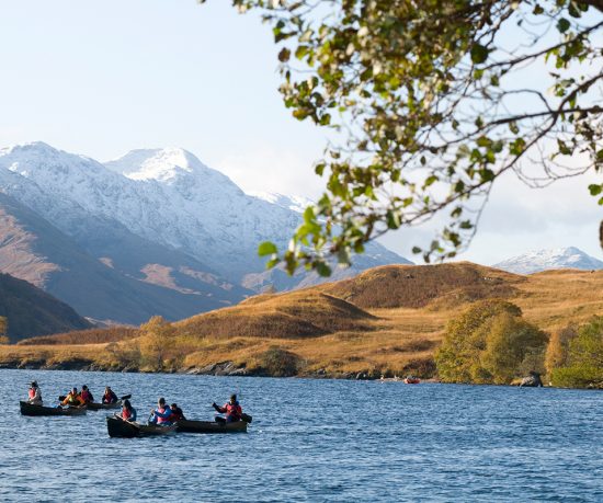 EBD_winter_loch_canoing_960x800