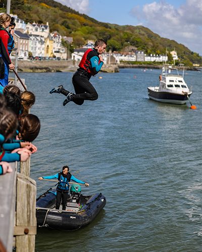 400x500-CF-EA-jetty-jump