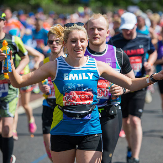 Marathon-runner-emily-thumbnail-520x520