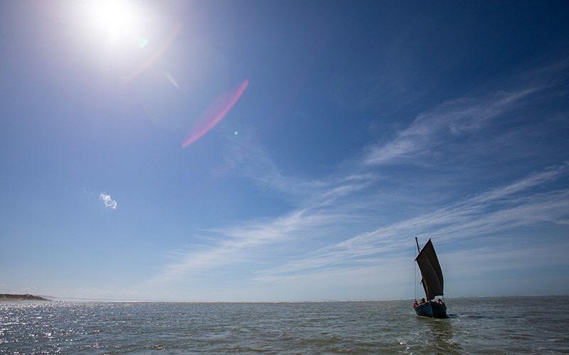 Sailing-aberdovey-boat-long-image-800x500