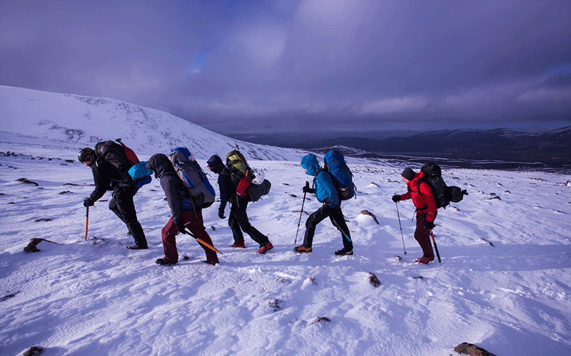 EBD winter hiking 800x500
